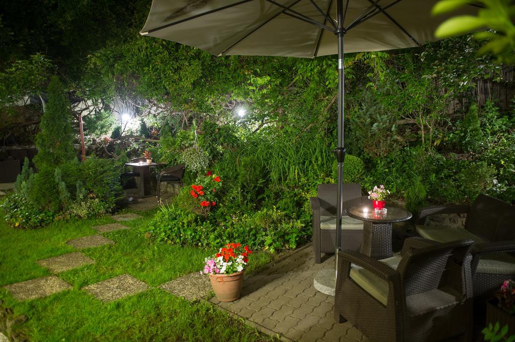 Hotel Romantik Eger Ngoại thất bức ảnh